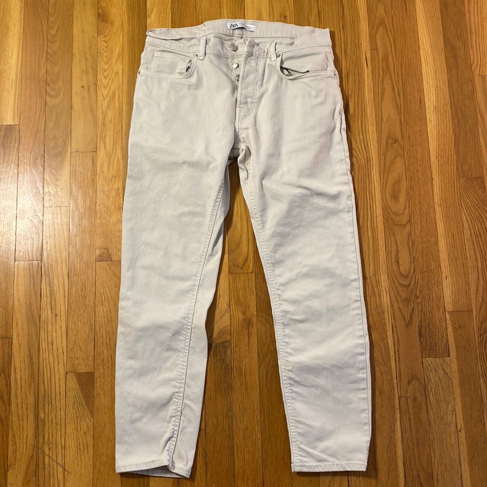 Zara Off-White Relaxed Men’s Jeans